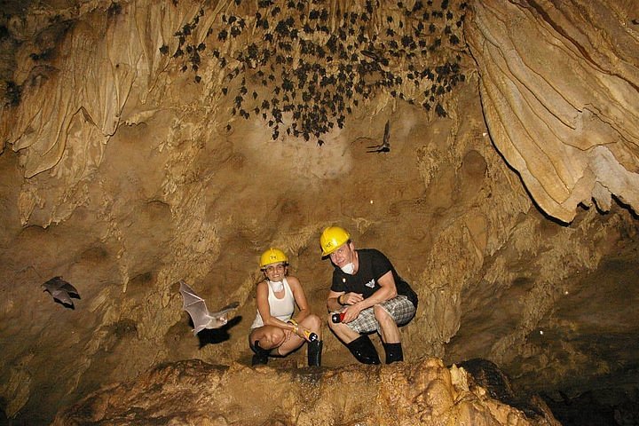 Explore the Underground Wonders of La Fortuna: Spelunking and Cave Adventures